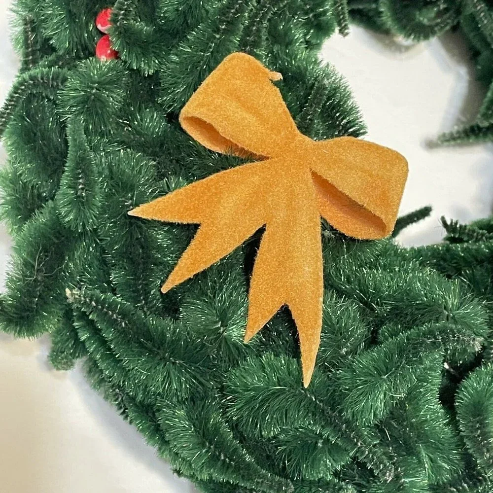 vintage green chenile christmas wreath Decor Gold bows berries